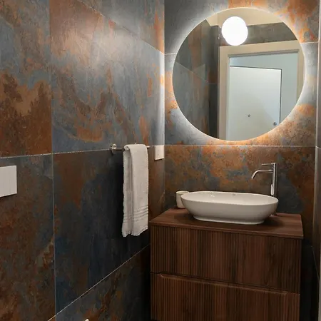 Am156 240 Modern Urban With Terrace & Wifi
