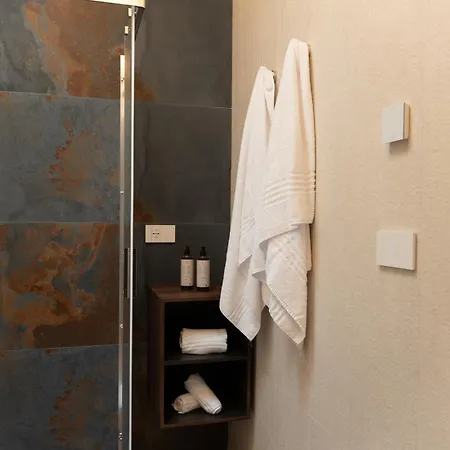 Am156 240 Modern Urban With Terrace & Wifi * Bari