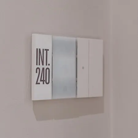 Am156 240 Modern Urban With Terrace & Wifi